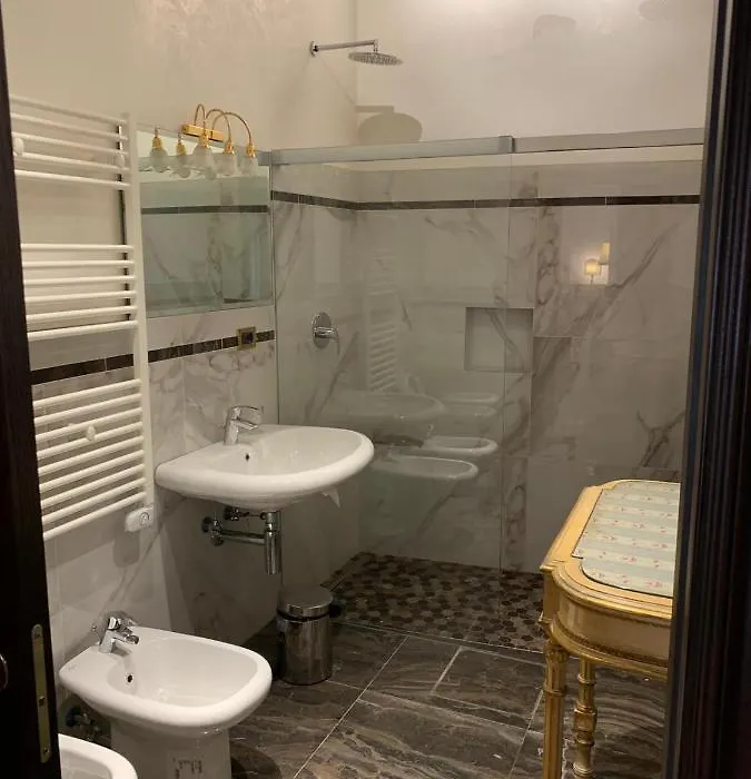 Luxury Apartment In San Marco With Canal View-1