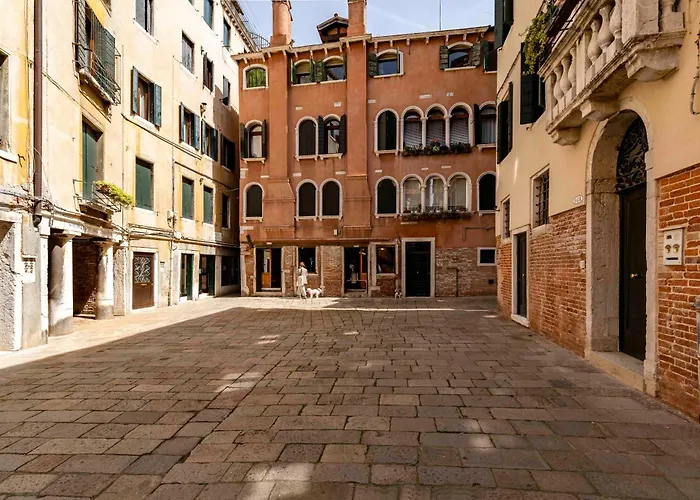 Glass House - Loft 2 Minutes To Rialto Bridge & View